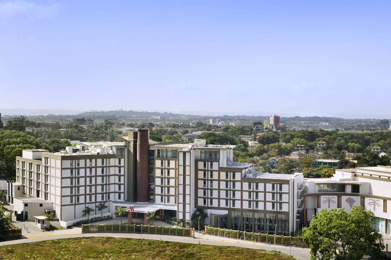 Accra Marriott Hotel Exterior photo